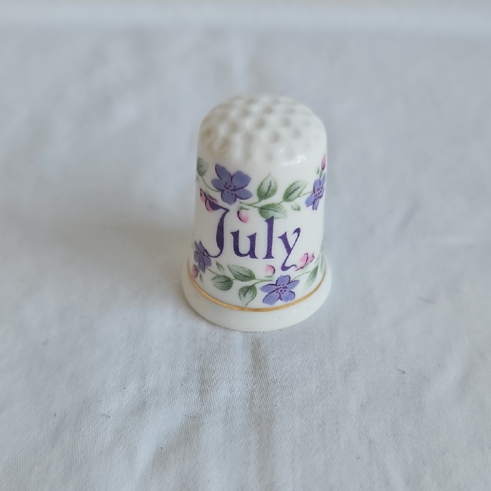 Exquisite Bone China Floral July Thimble with Gold Accents
